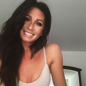 Meet your Posher, Kelsi